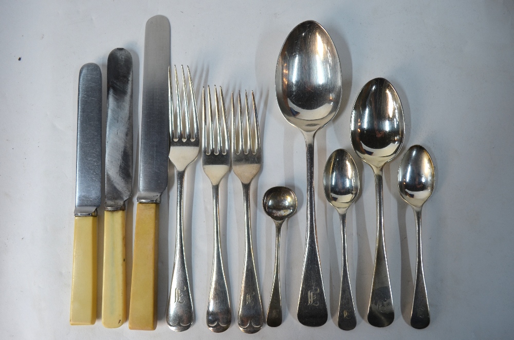 An Edwardian period oak canteen containing an extensive part set of OEP electroplated flatware for - Image 5 of 9