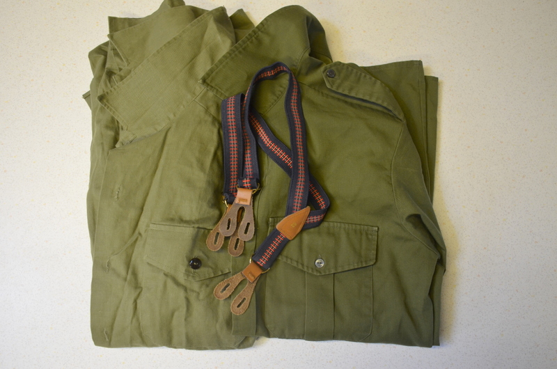 An army uniform with two shirts and braces and two kit bags - Image 3 of 3