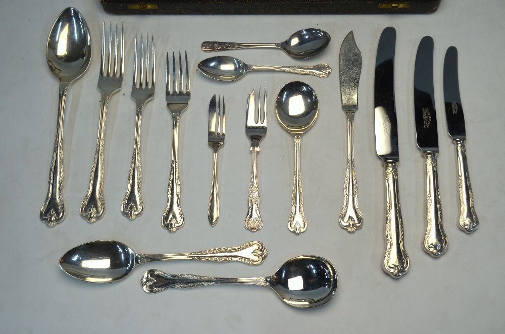 A Duchess Plate set of flatware for six, - Image 2 of 7
