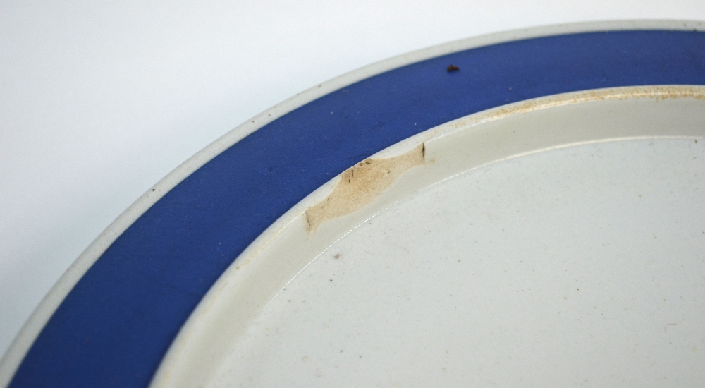 Jasper Stilton dish and associated cover Condition Report Stand chipped - Image 3 of 7