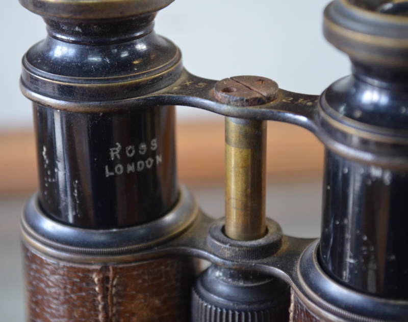 A pair of Edwardian Military issue binoculars by Ross of London, 1903, - Image 3 of 3