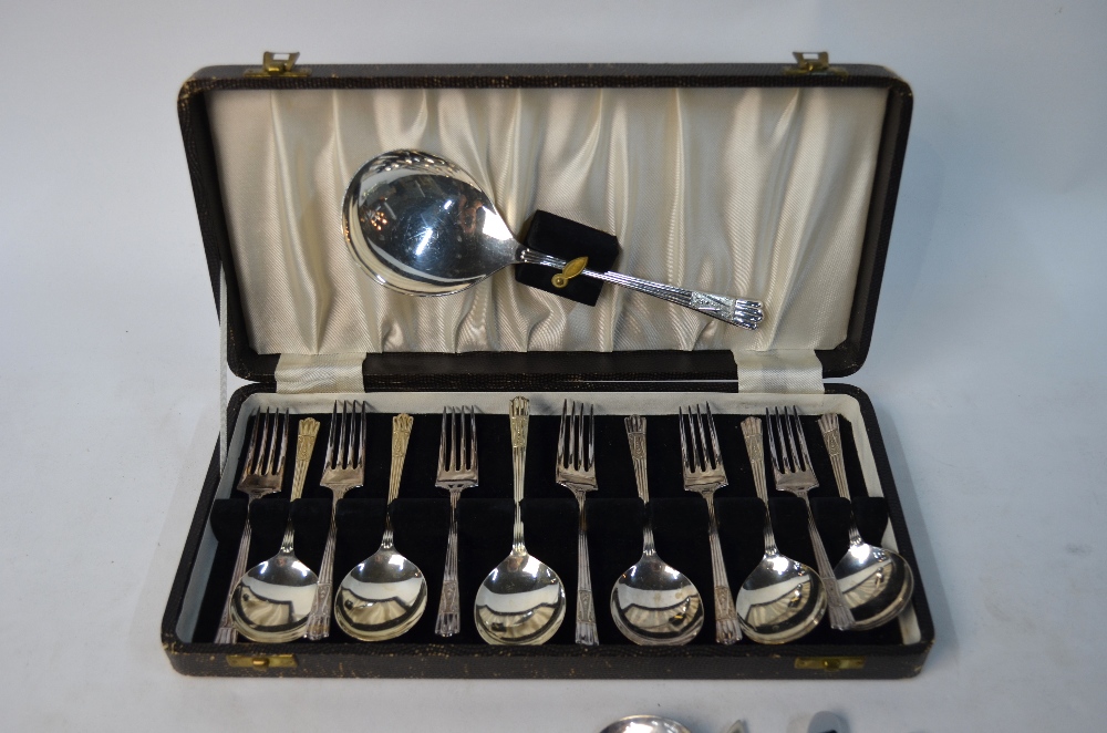 A Duchess Plate set of flatware for six, - Image 3 of 7