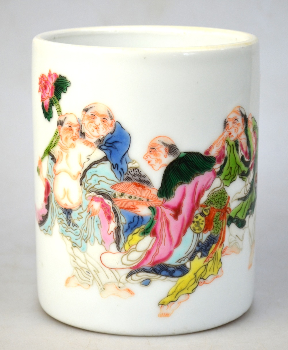 A modern famille rose cylindrical bitong, decorated with four luohan,