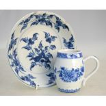 A small Chinese Export barrel shaped mug, decorated in underglaze blue with floral designs, 9.