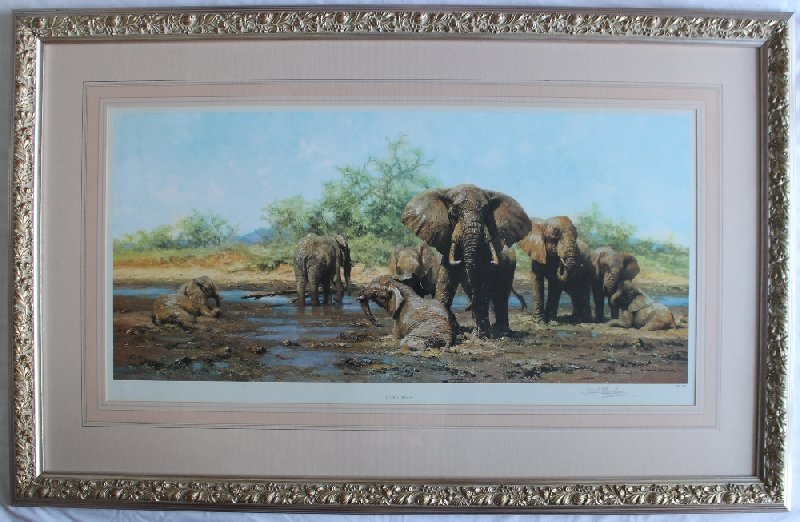 David Shepherd
Elephant Heaven
A limited edition print No.381/850
Signed in pencil to the margin
44. - Image 2 of 4
