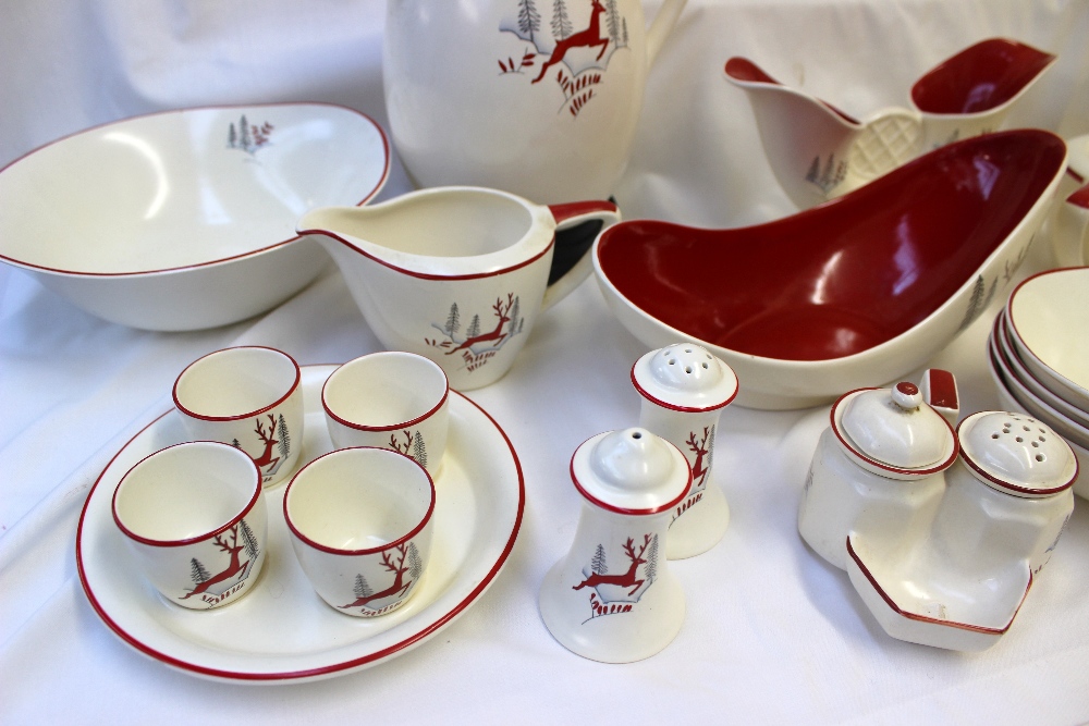 A Crown Devon 'Stockholm' pattern part tea and dinner set including meat plates, covered tureens, - Image 6 of 10