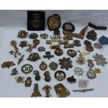 Assorted cap badges and buttons including Egypt SWB, RAMC, Royal Welsh Fusiliers, RAF, The Welch,