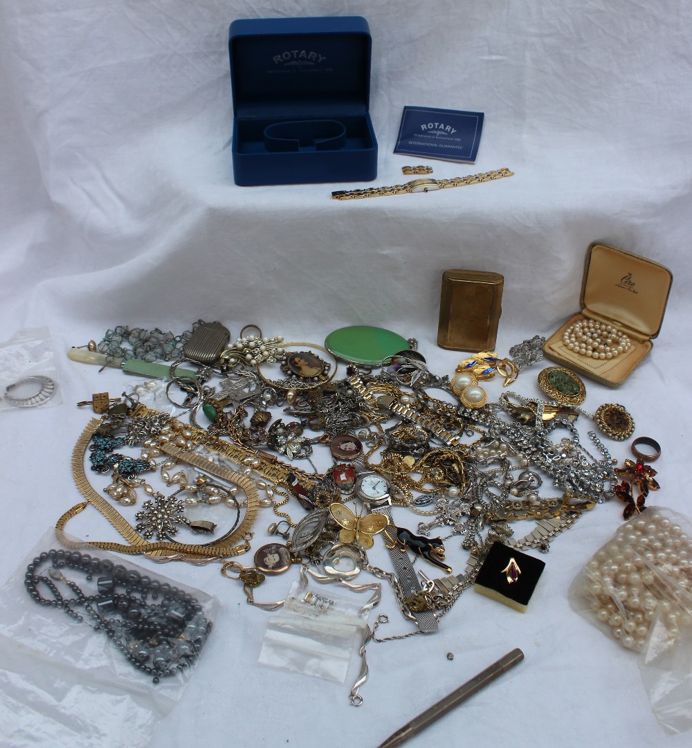 A Lady's Rotary wristwatch together with a large quantity of costume jewellery including earrings, - Image 9 of 9