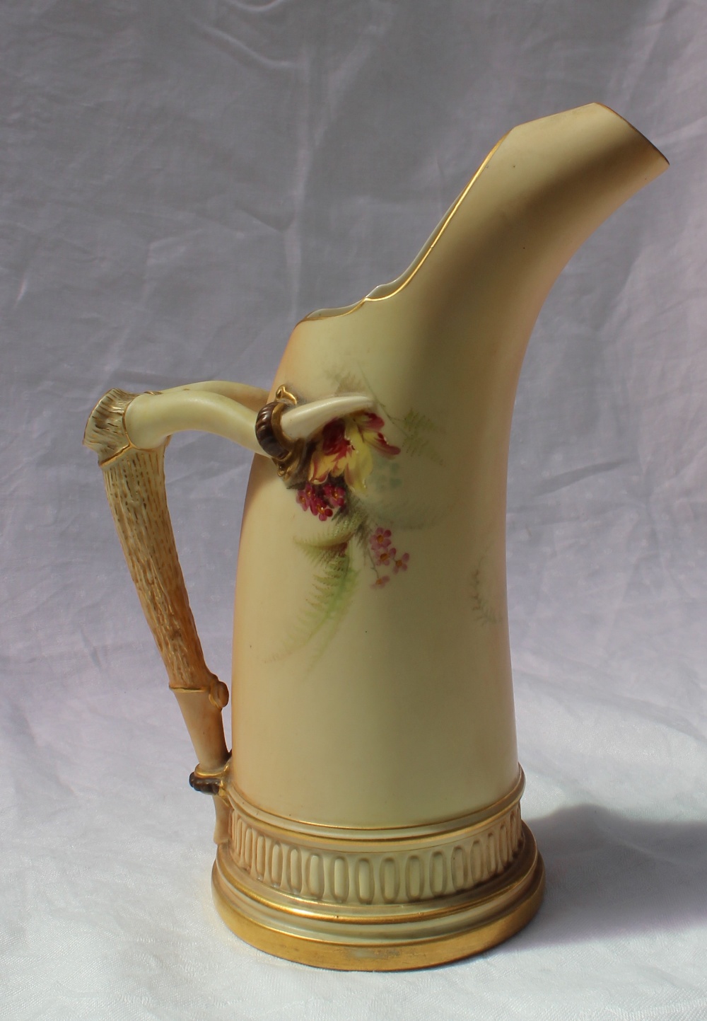 A Royal Worcester porcelain ewer with a faux antler handle transfer and infil decorated with flower - Image 3 of 6