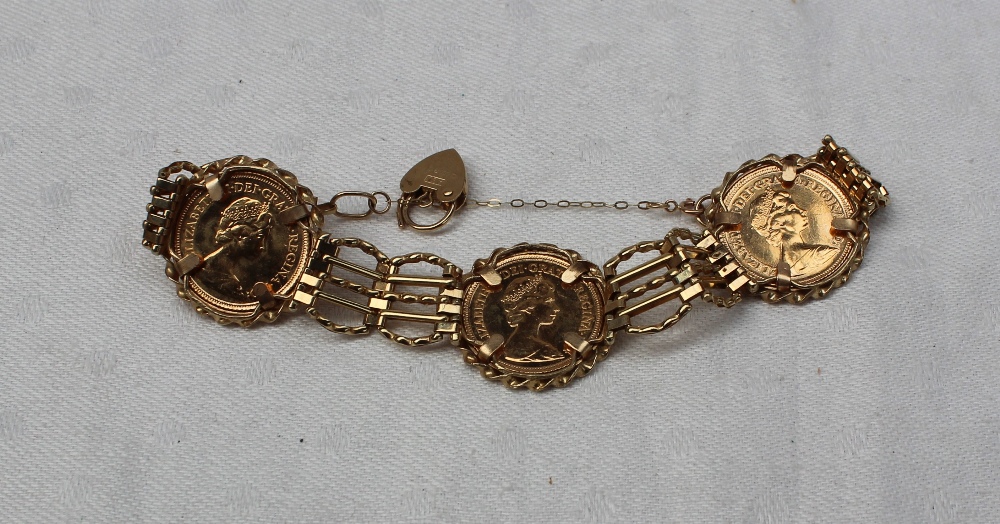 Three Elizabeth II gold half sovereigns, each dated 1982, in a 9ct yellow gold bracelet mount, - Image 3 of 3