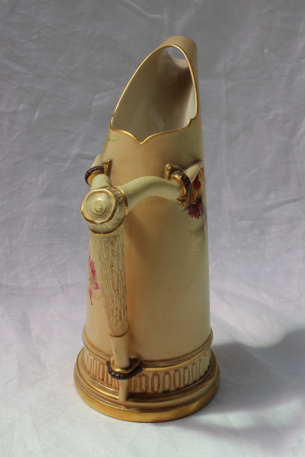 A Royal Worcester porcelain ewer with a faux antler handle transfer and infil decorated with flower - Image 5 of 6