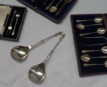 A pair of Edward VII silver apostle spoons, Chester, 1906, John Millward Banks,