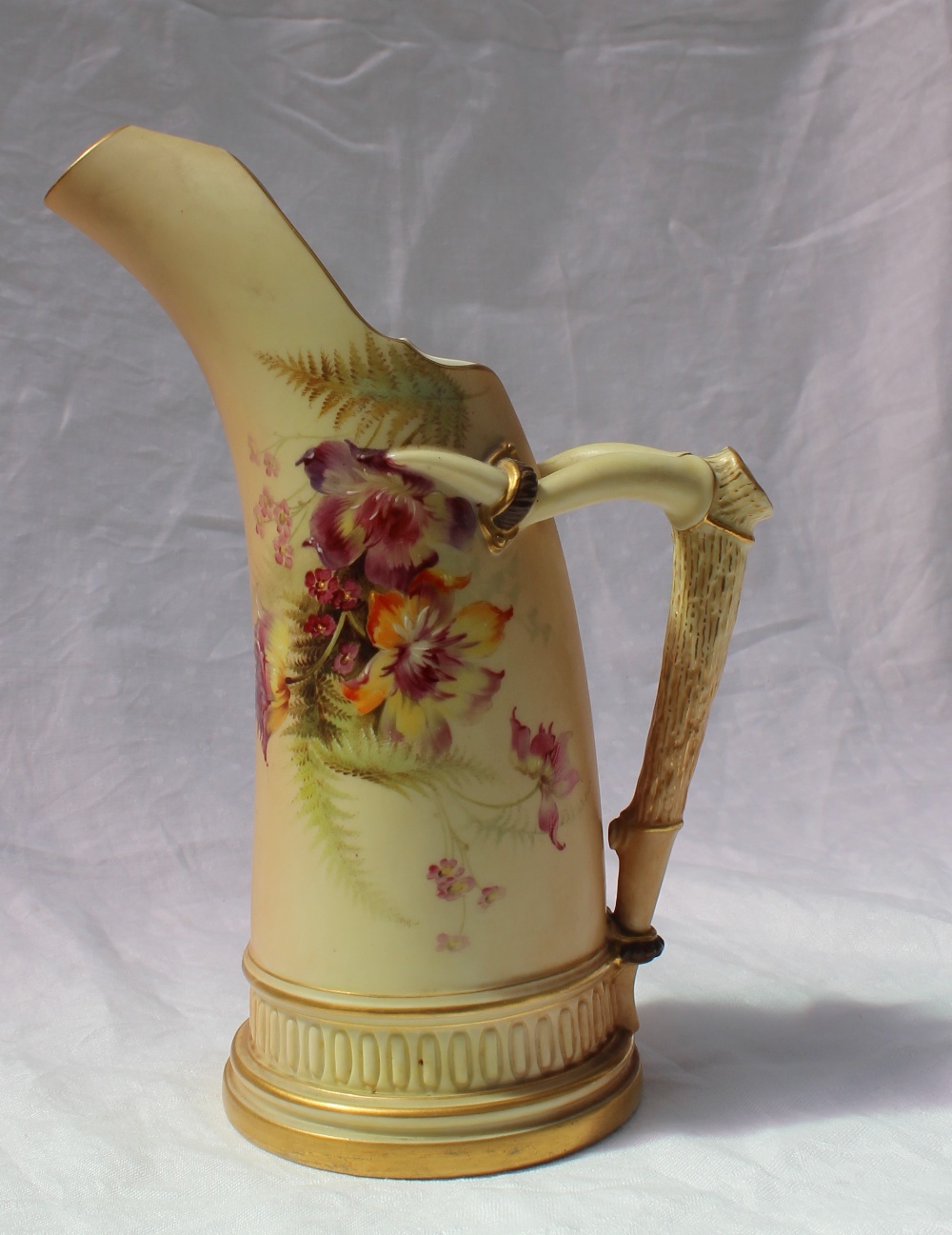 A Royal Worcester porcelain ewer with a faux antler handle transfer and infil decorated with flower - Image 2 of 6