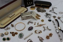 Assorted costume jewellery including earrings, brooches, necklaces, dress rings, watches, bracelets,