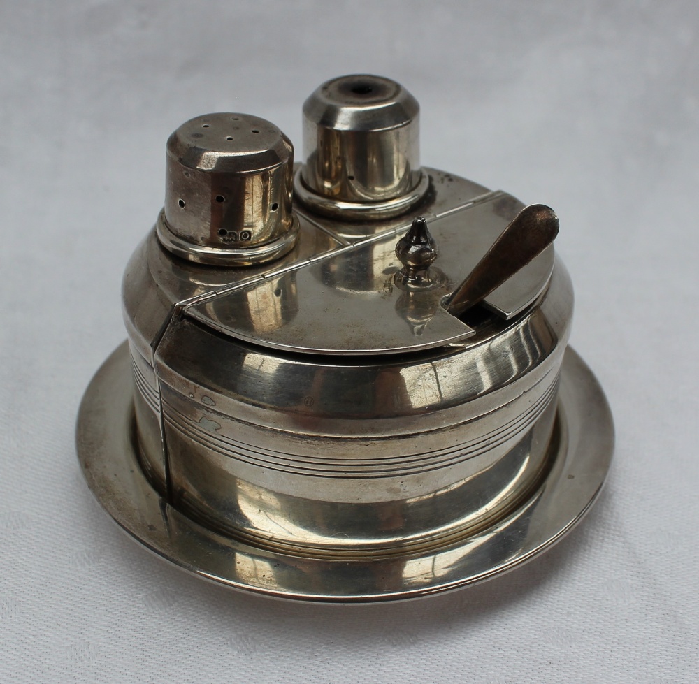 A George VI silver cruet of cylindrical form with line decoration with a mustard pot, - Image 2 of 4