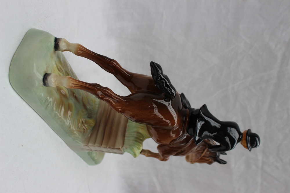 A Beswick model of a Huntswoman jumping a fence, - Bild 4 aus 5