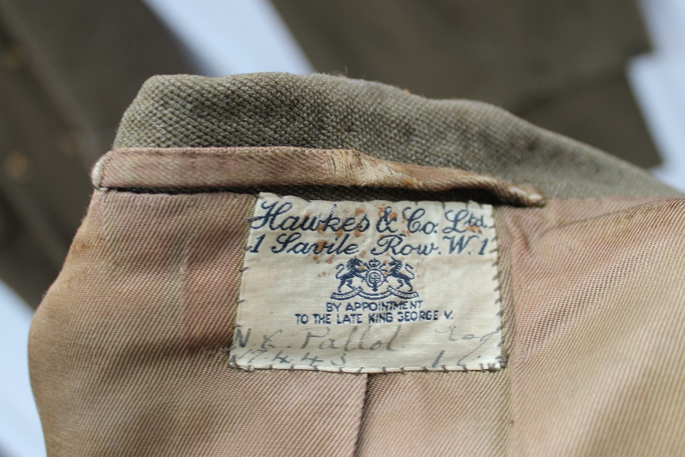 A World War II military uniform, with 'UBIQUE" Royal Artillery badges, military buttons, - Image 3 of 6