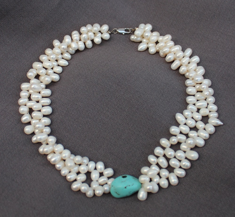 A hard stone bead necklace together with a pearl necklace with oval barrel shaped pearls and - Image 5 of 5