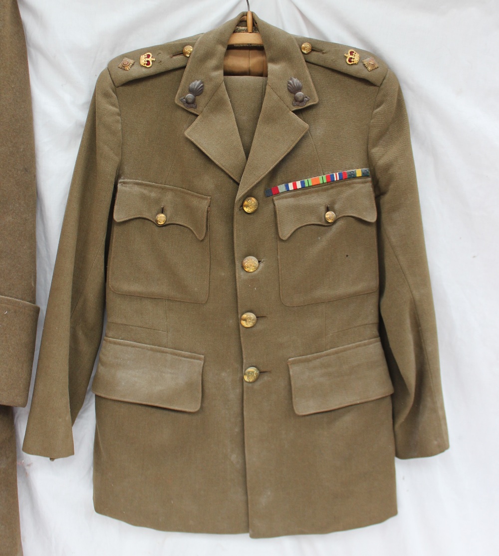 A World War II military uniform, with 'UBIQUE" Royal Artillery badges, military buttons, - Image 2 of 6