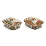 PAIR OF SOAP DISHES
