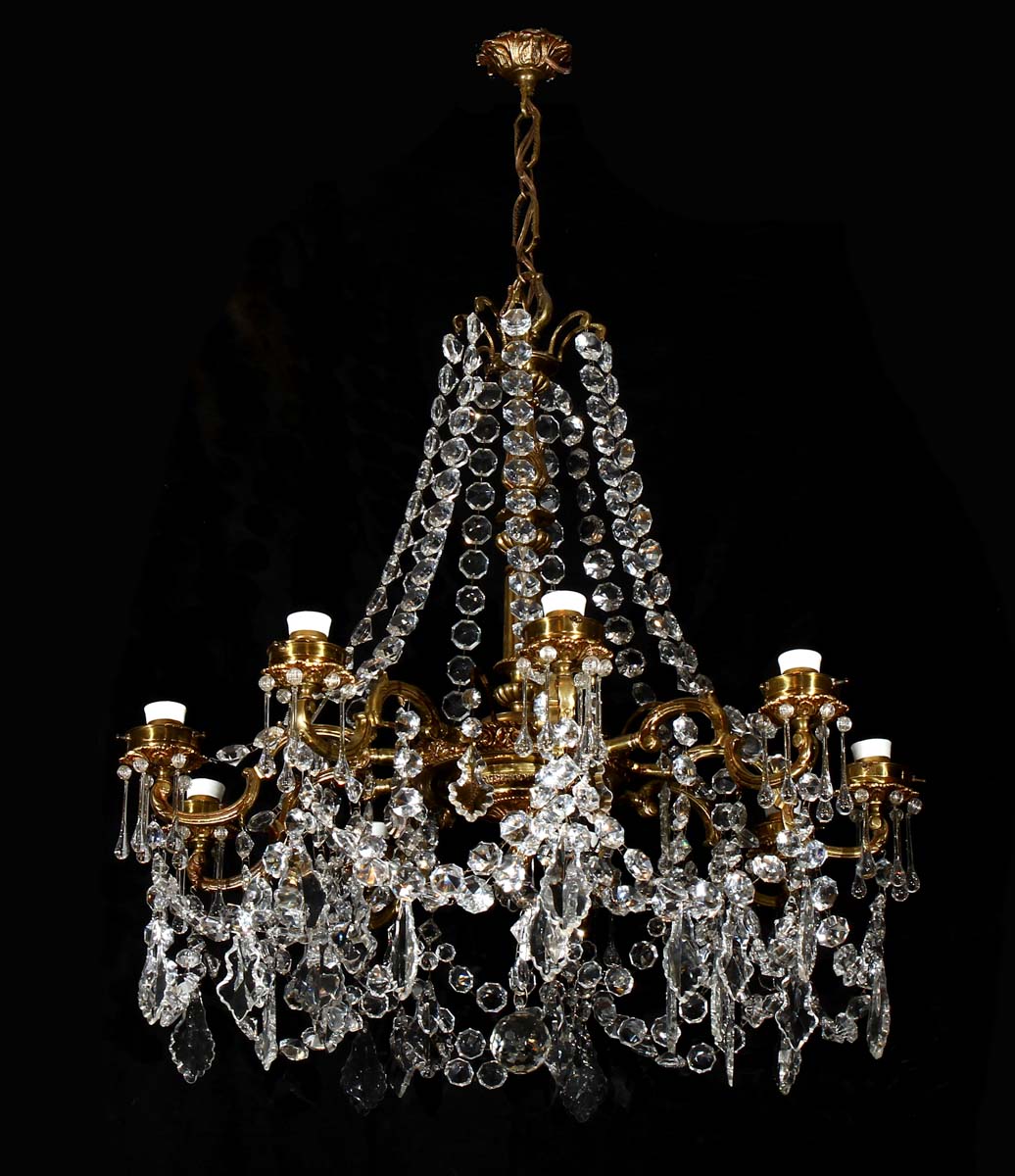 CHANDELIER