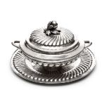 TUREEN WITH LID AND TRAY