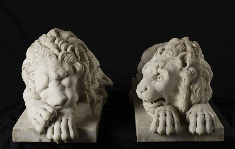 ANTONIO CANOVA (1757-1822) - CIRCLE: MARBLE RECLINING LIONS / 1790-95, Italy, Rome The artist from - Image 2 of 4