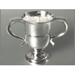 A GEORGE III NSILVER TWIN-HANDLED CUP, LONDON 1776, MAKERS MARKS INDECHIPHERABLE, fold-over rim, C-