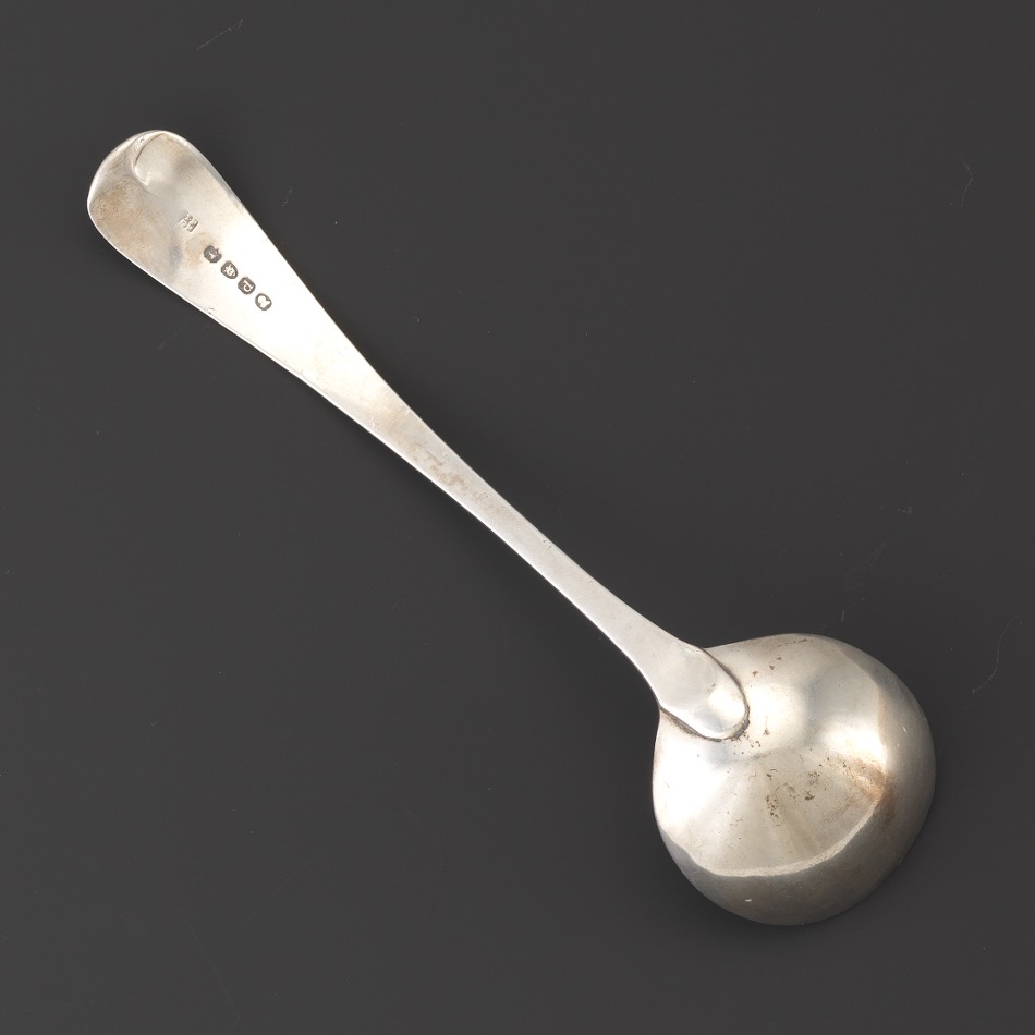 George III Sterling Silver Sauce Ladle by Josiah & George Piercy, London, dated 1819 - Image 3 of 4