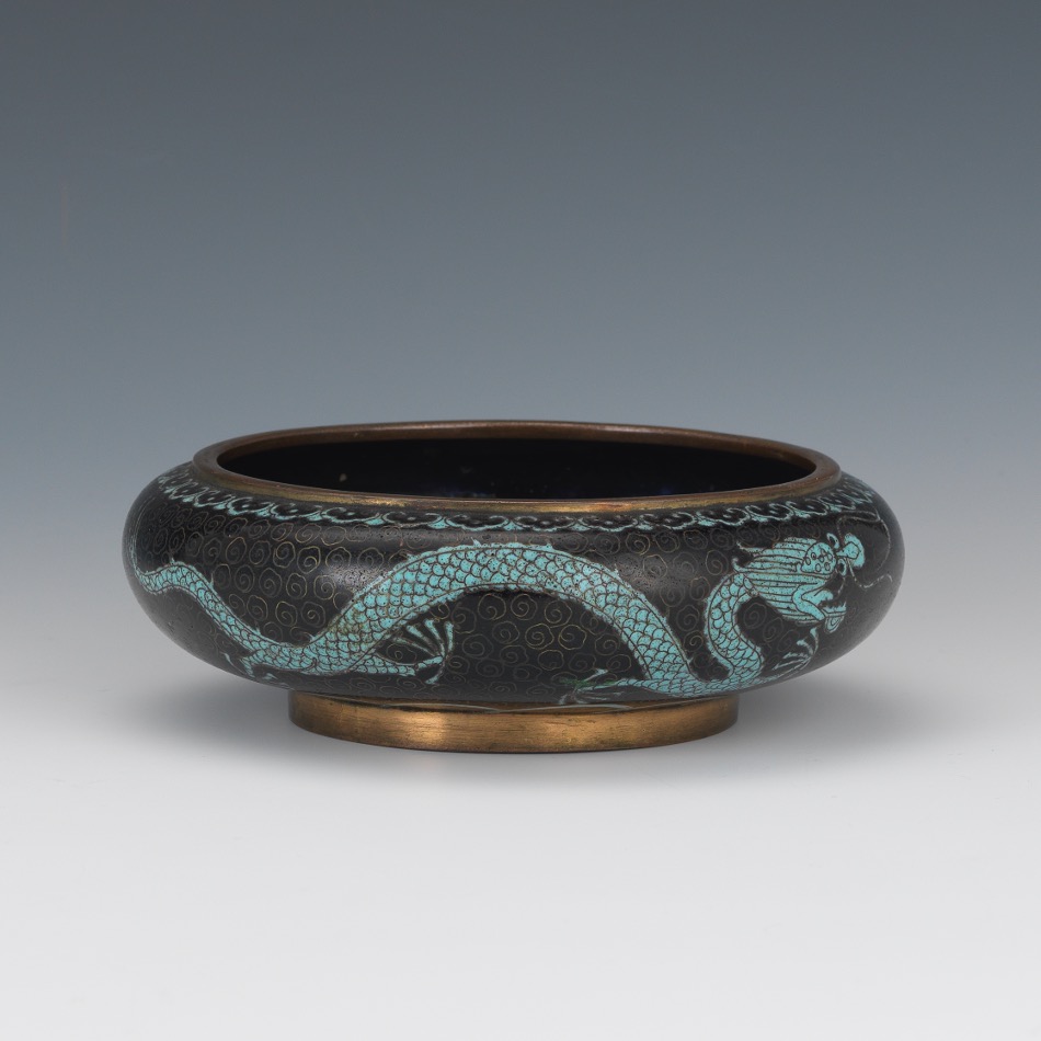 Chinese Cloisonne Enameled Turquoise Double Dragon Bowl, ca. Early 20th century - Image 4 of 7