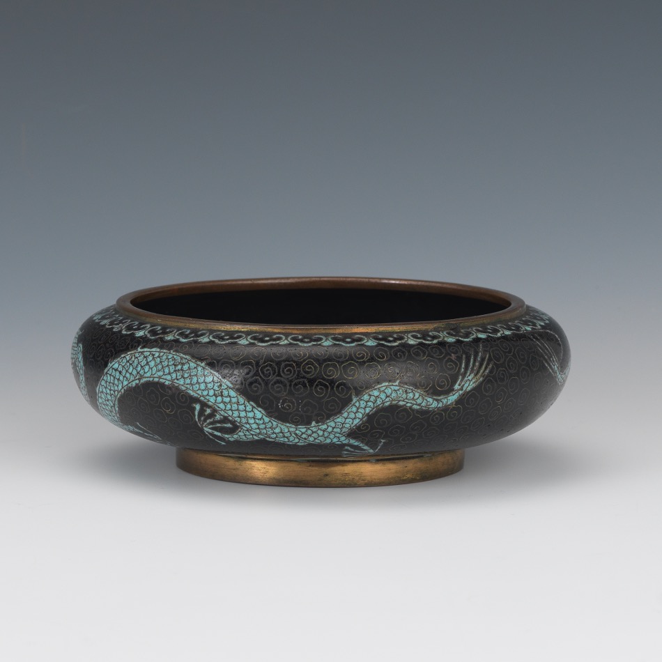 Chinese Cloisonne Enameled Turquoise Double Dragon Bowl, ca. Early 20th century - Image 2 of 7