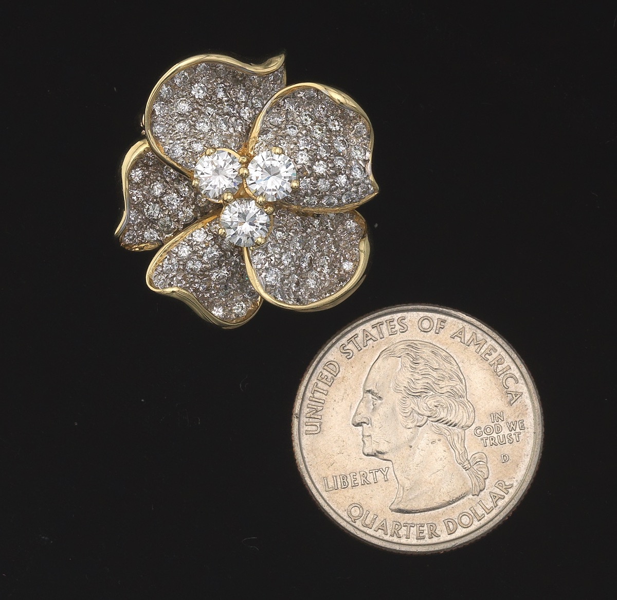Ladies' Diamond Flower Brooch Pendant - Image 2 of 7