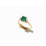 Elegant Ring with Diamonds and Emerald, 18K Yellow Gold 18 karat yellow goldPresumably USA, mid-20th