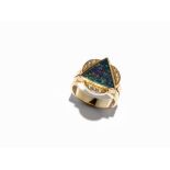 Ring with Opal and Diamonds, 18K Yellow Gold 18 carat yellow goldEurope, around 1990Marked with