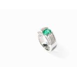 Lady’s Ring with Emerald and 32 Diamonds, 18K White Gold 18 karat white goldEurope, 20th