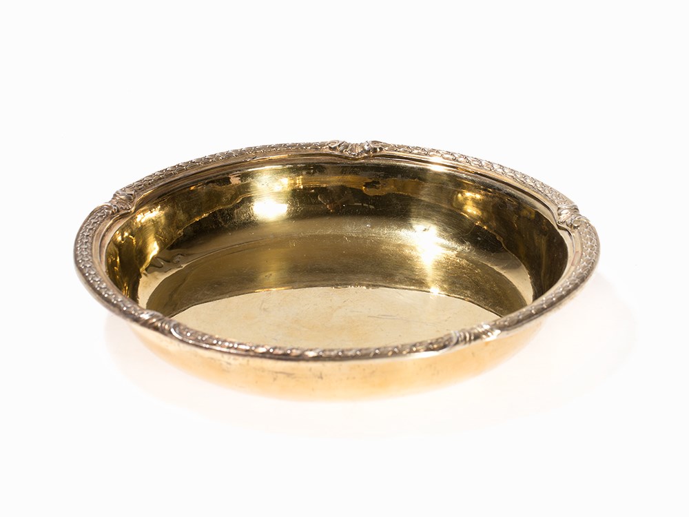 A Silver-Gilt Bowl with Russian Arms, St. Petersburg, 1858 84 zolotnik silver, gilt, cast, die- - Image 2 of 14