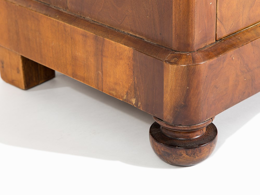 A Biedermeier-Secrétaire à Abattant, Germany, 1st H 19th C Softwood body, walnut, veneered and - Image 8 of 11