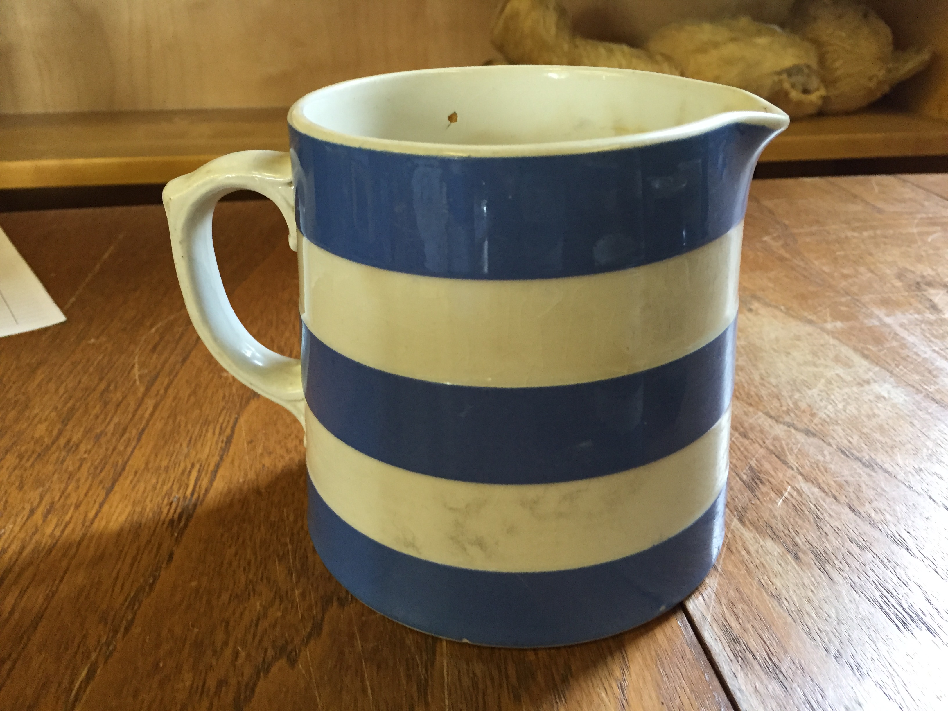 T & G Green blue and white Cornish ware with raised bands including Gresley back stamp. - Image 4 of 6