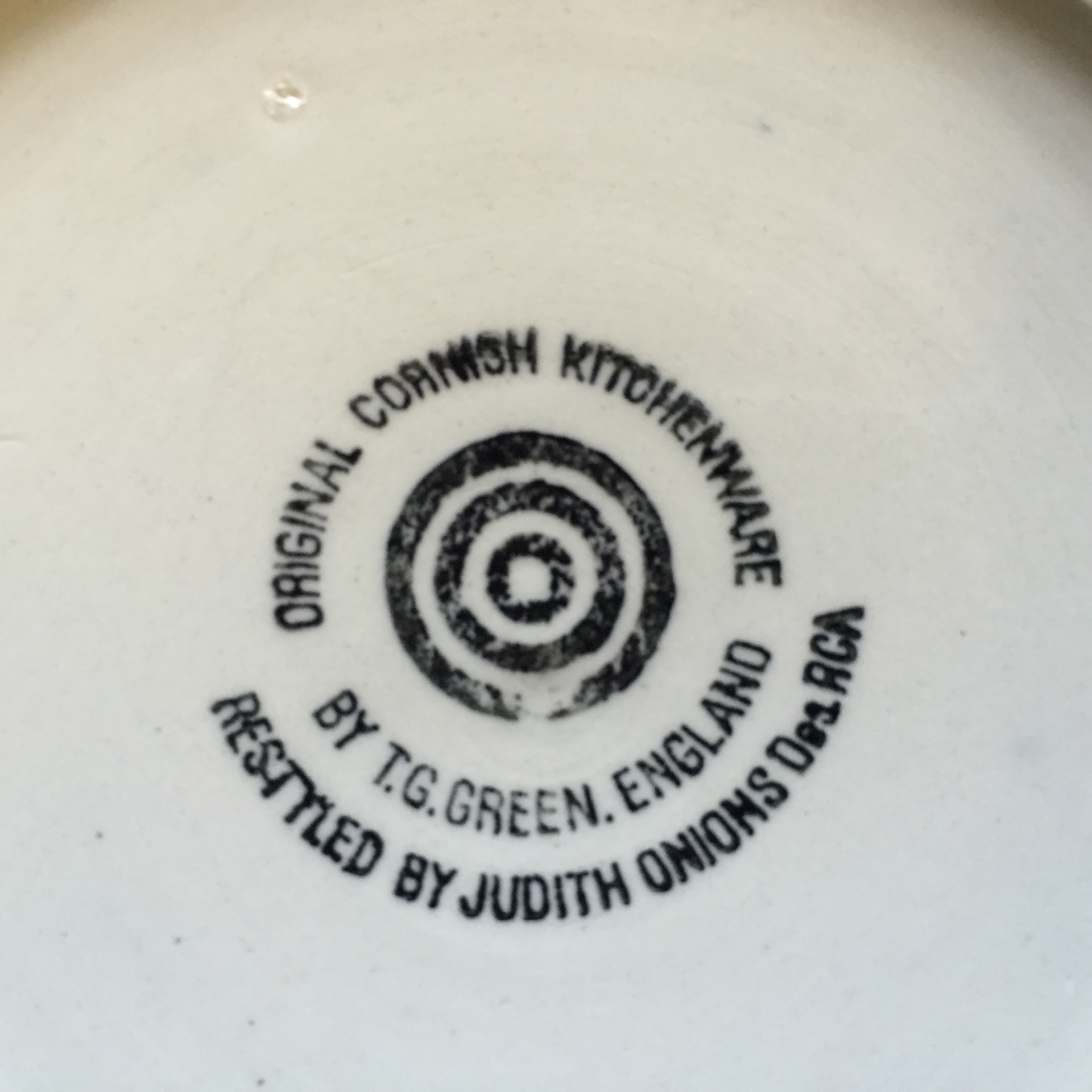 T & G Green blue and white Cornish ware with raised bands including Gresley back stamp. - Image 6 of 6