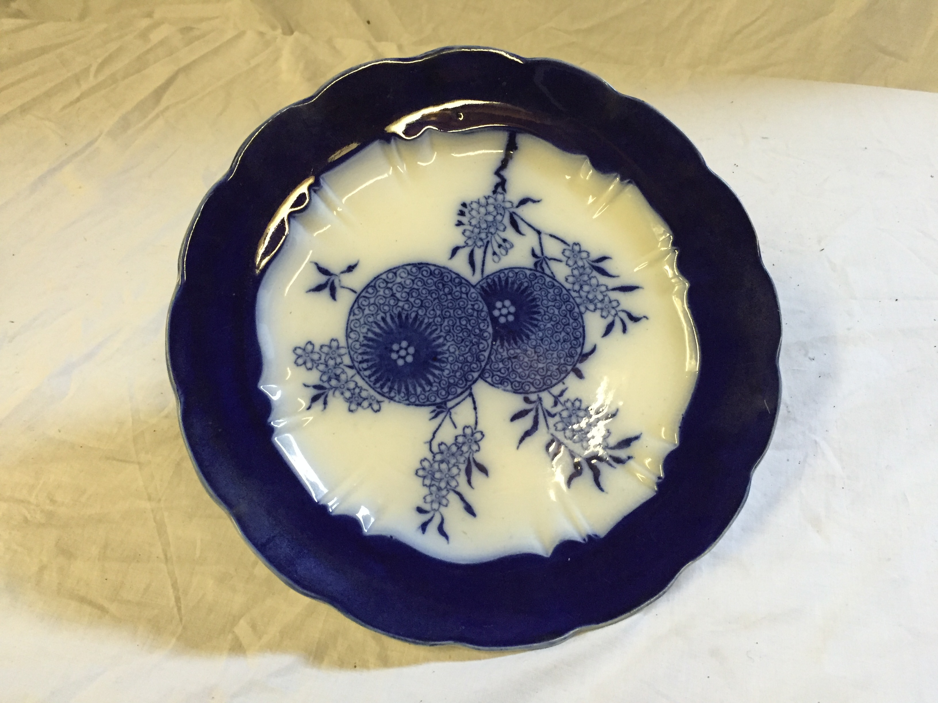 A Royal Doulton Persian Spray Plate.