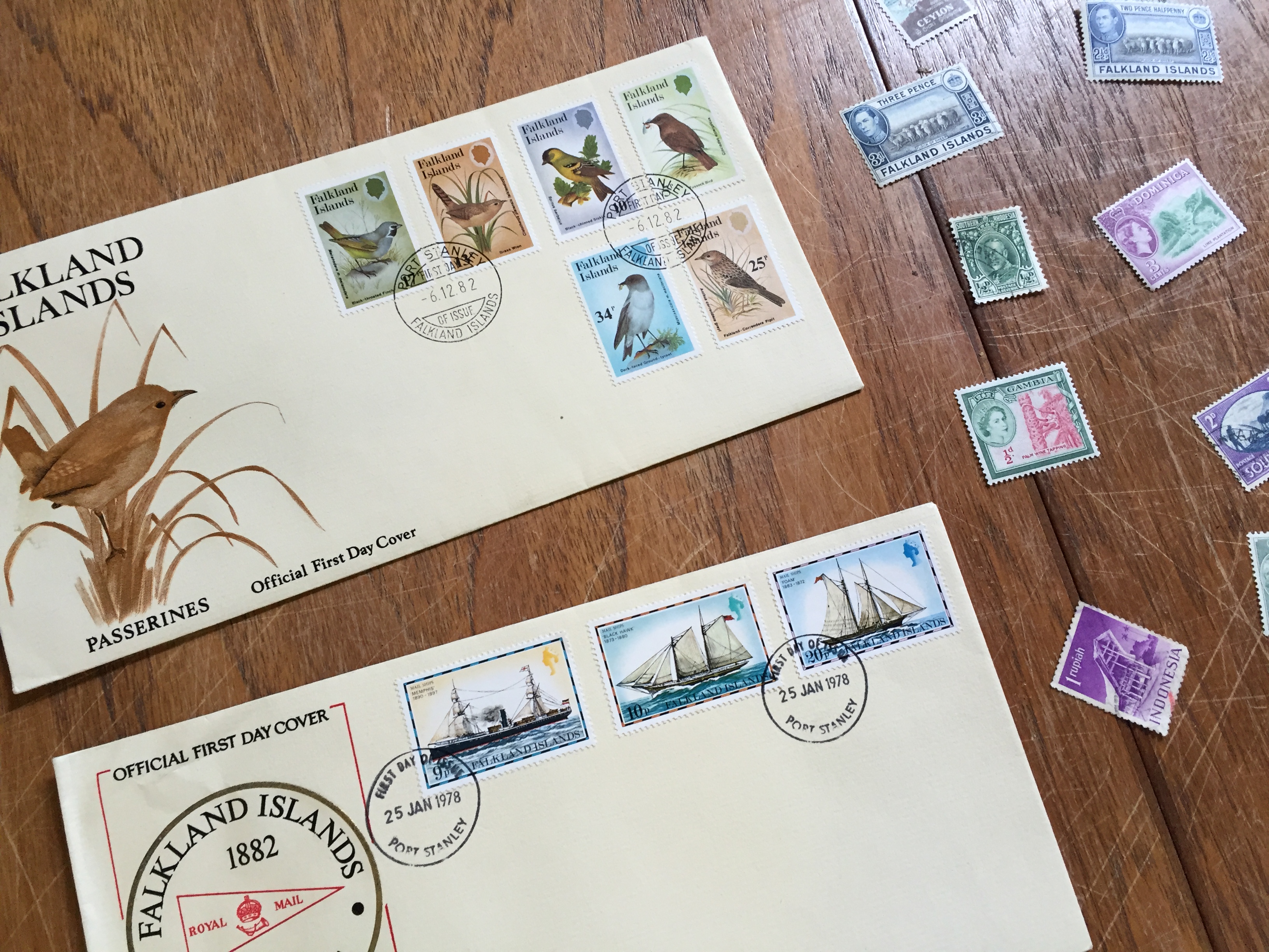 Various stamps and first day covers. - Image 9 of 10