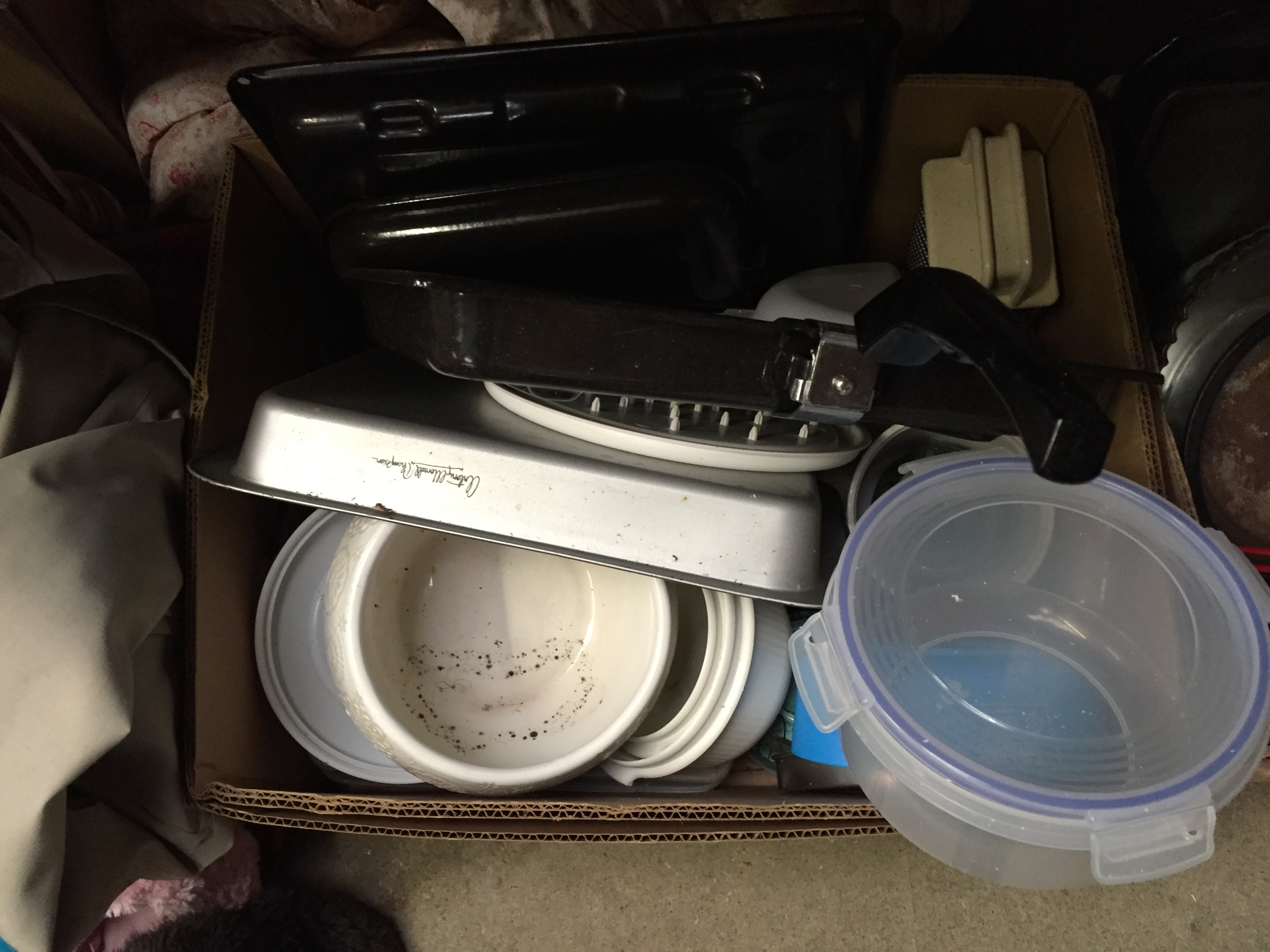 Two boxes of kitchen items.
