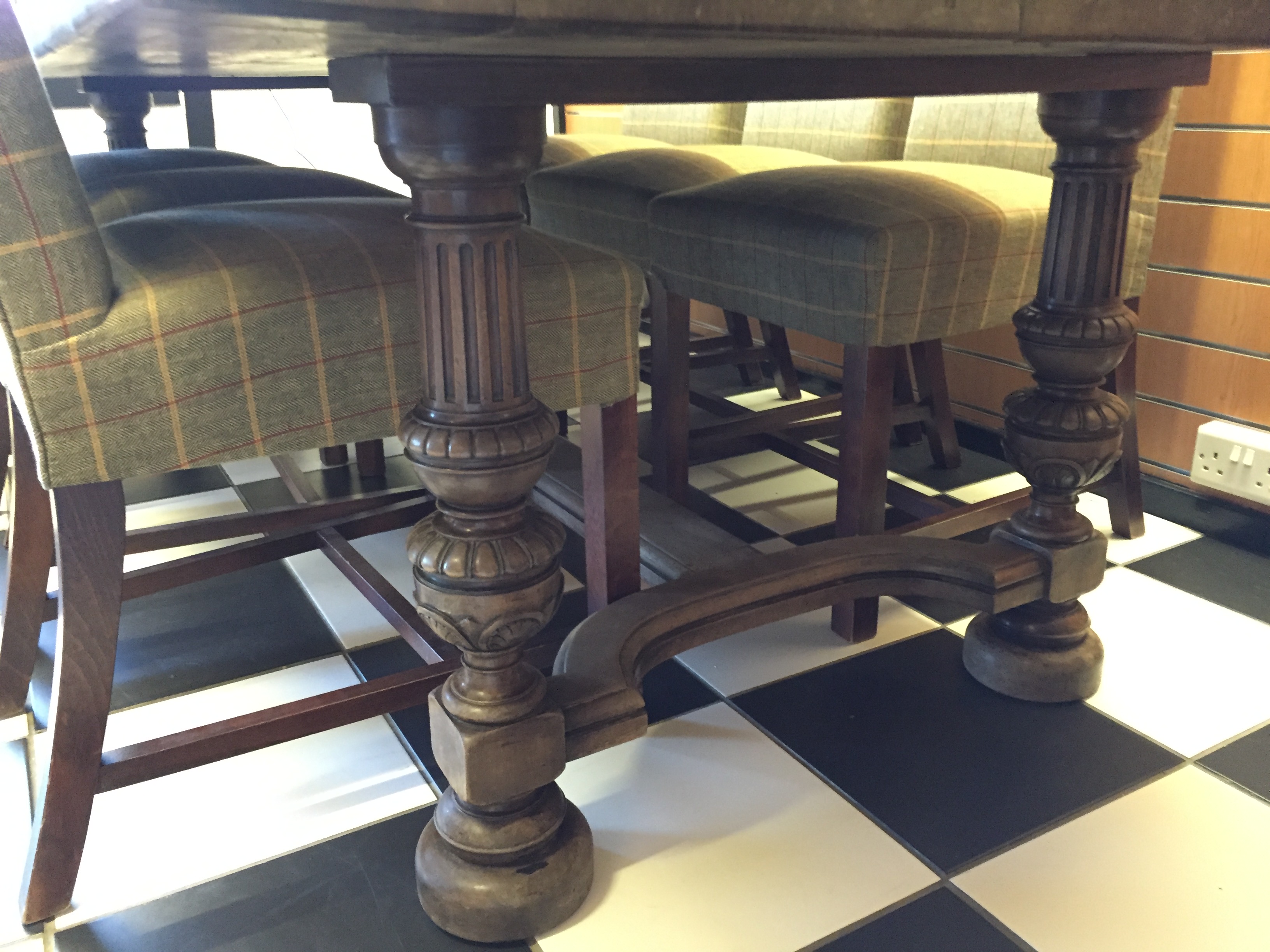 A oak refectory table and six high backed dining chairs. - Image 3 of 3