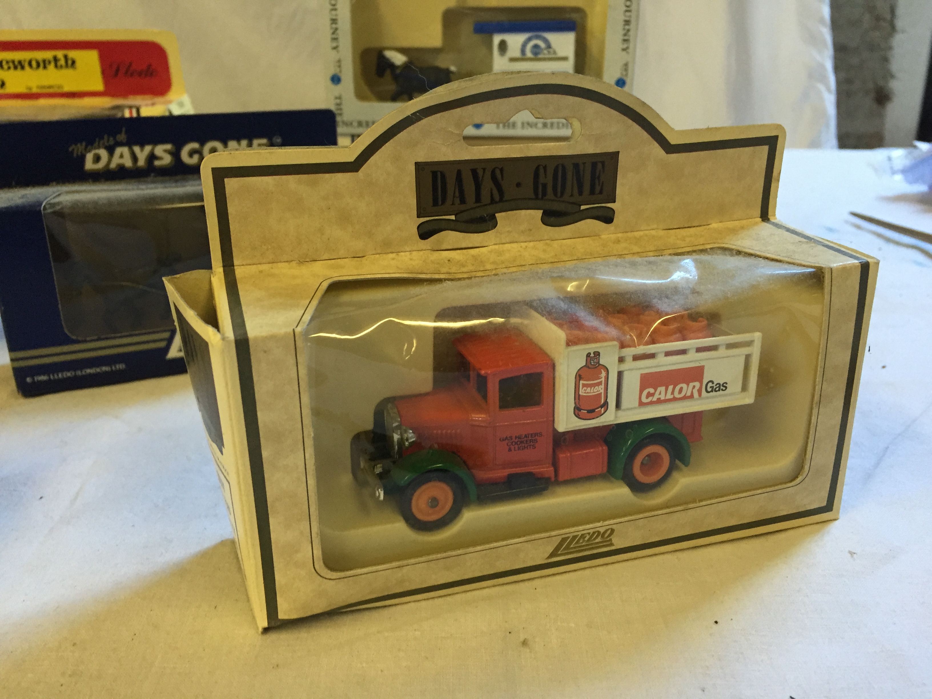 Nine boxed collectable Lledo collectable toy car models. - Image 4 of 4
