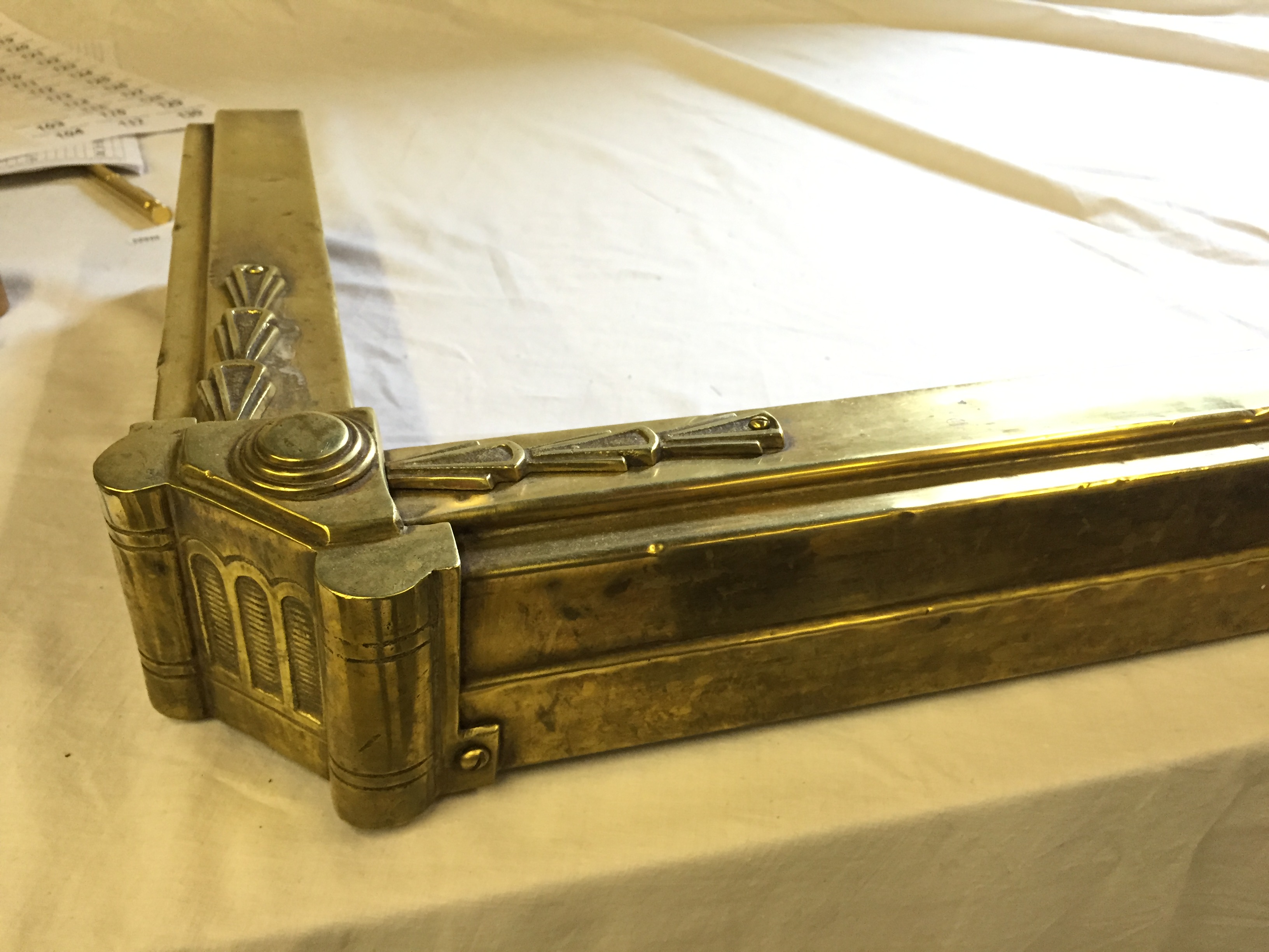 A brass Art Deco fender. - Image 2 of 3