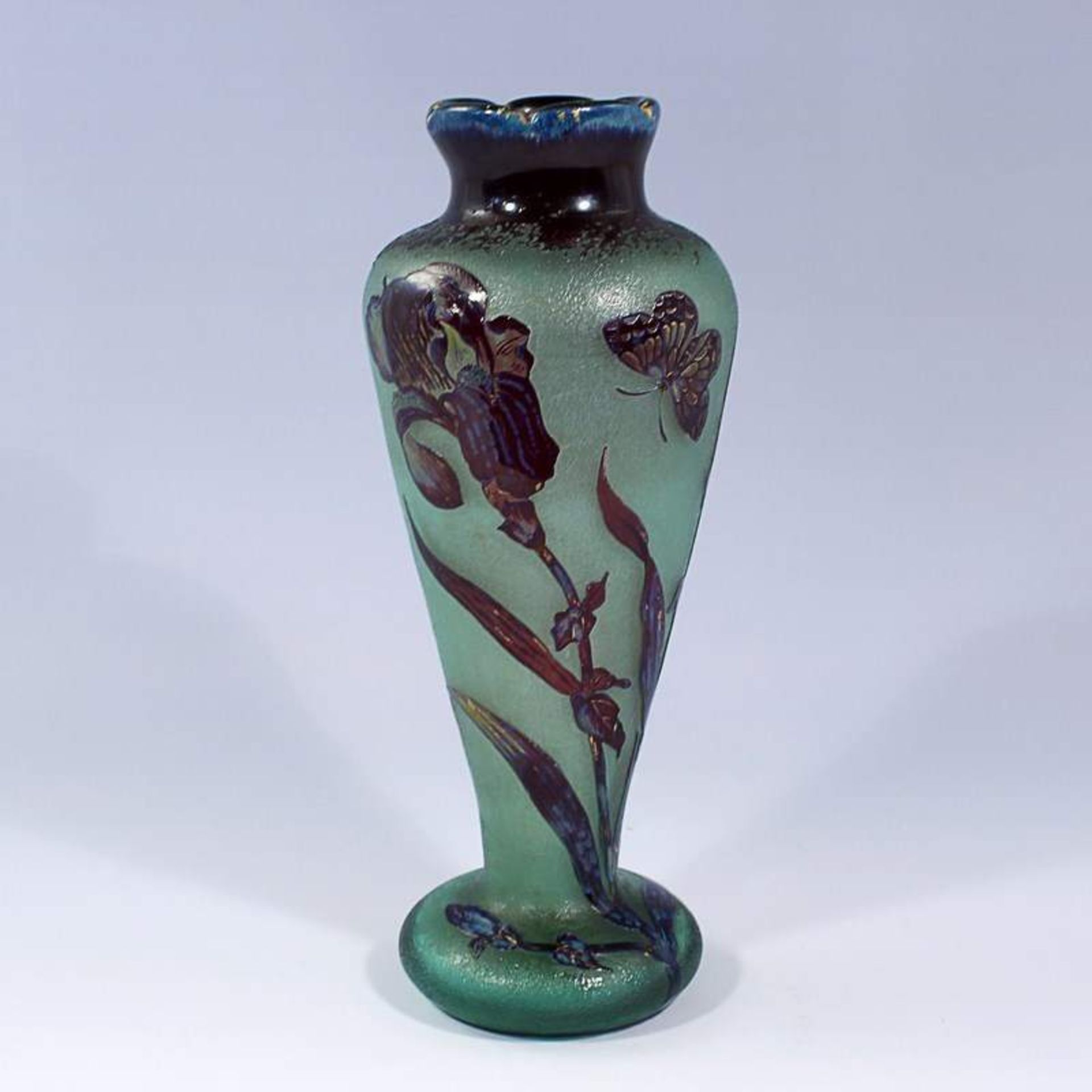 Vallerysthal - Vase um 1895-1900, Verreries Reunies de Vallerysthal, Vase "Iris et Papillon", runder