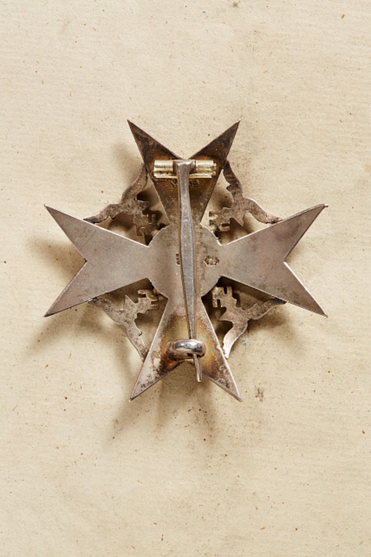 DRITTES REICH - SPANIENKREUZ : Spanienkreuz in Silber (ohne Schwerter). Silber, an Nadel. Auf der - Bild 3 aus 3
