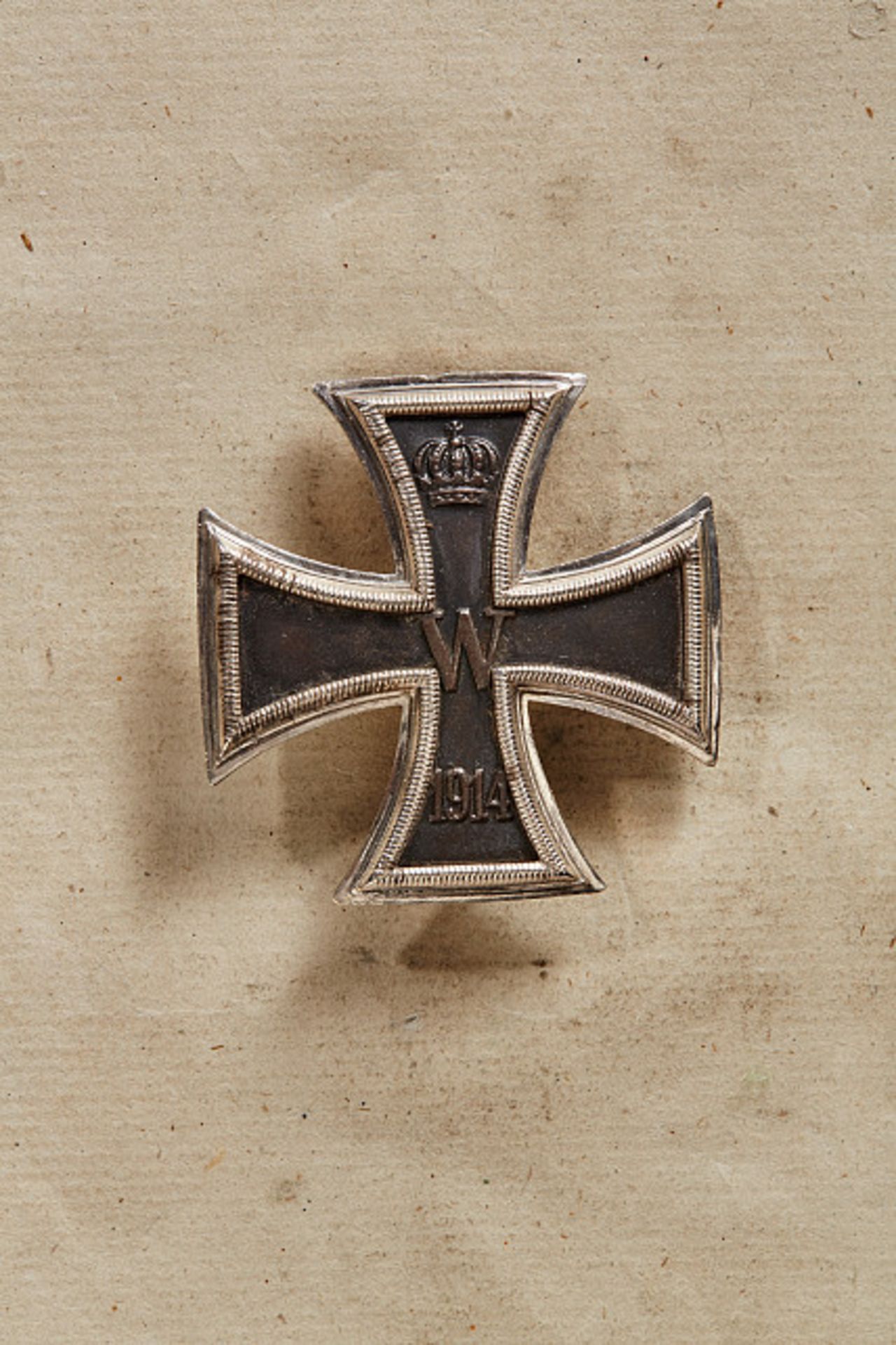 KÖNIGREICH PREUSSEN - EISERNES KREUZ : Eisernes Kreuz 1. Klasse 1914. Silber, an Nadel. Auf der - Image 2 of 2