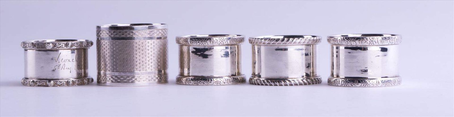 Konvolut Serviettenringe England um 1910 / Group of serviette rings, England about 1910 Sterling- - Bild 6 aus 9