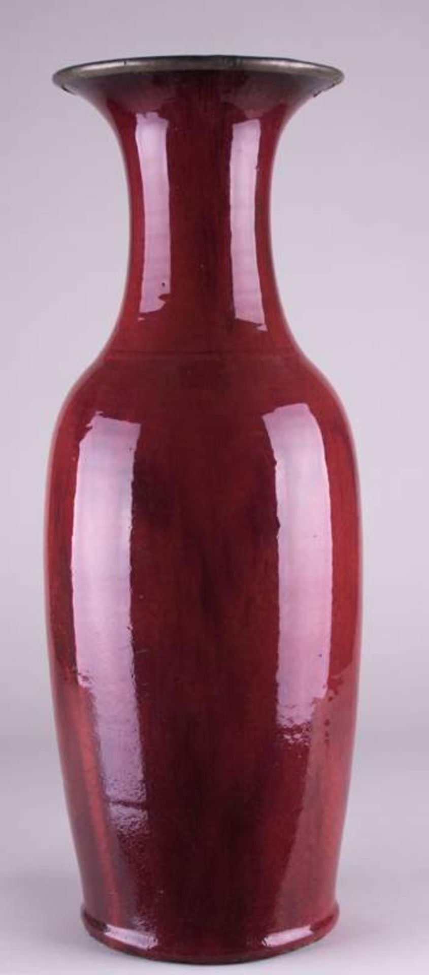 Große Ochsenblutvase China um 1800 / Large oxblood vase China, about 1800 Hohe Balusterform mit